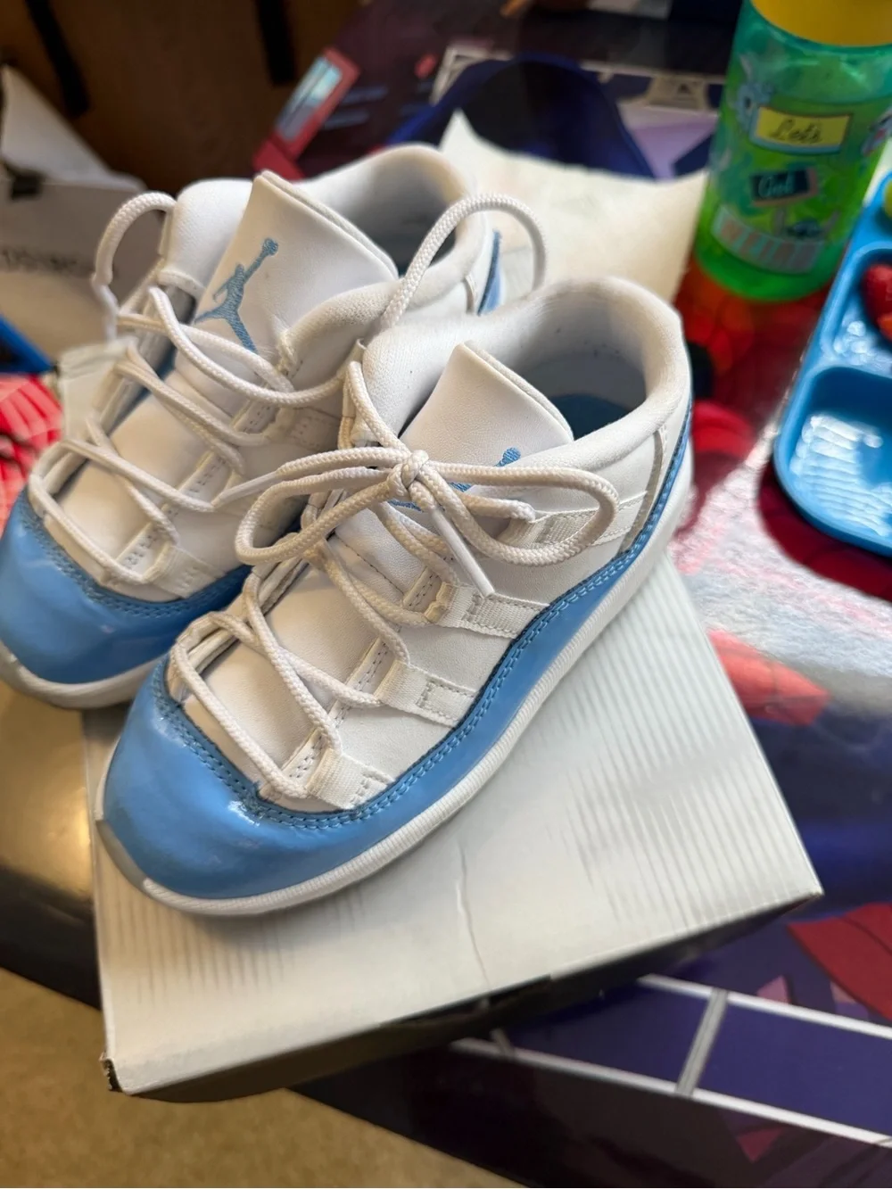 Jordan Kids White and Light Blue Low-Top Sneakers